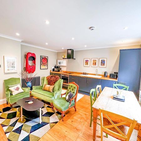 Unique 2 Bed In The Heart Of Bath With Parking Apartment Ngoại thất bức ảnh