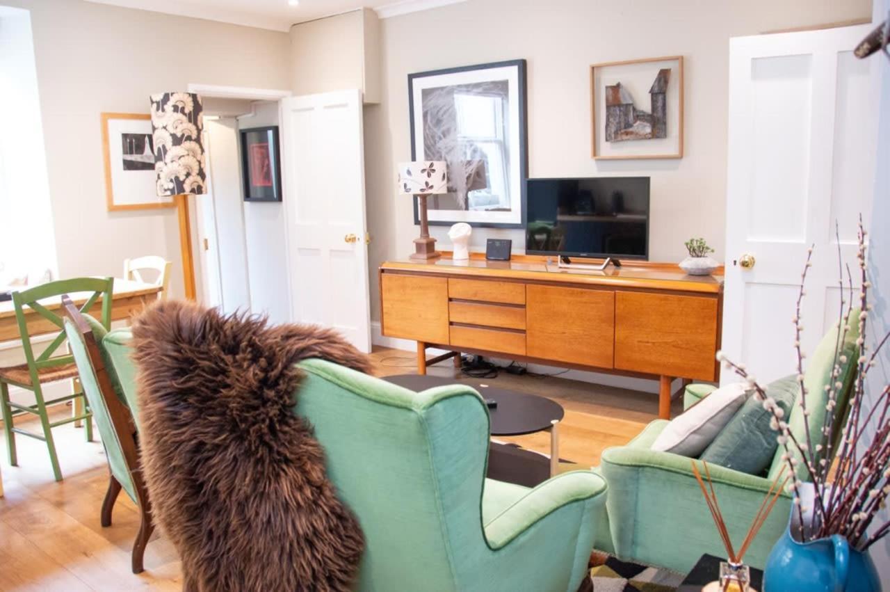 Unique 2 Bed In The Heart Of Bath With Parking Apartment Ngoại thất bức ảnh