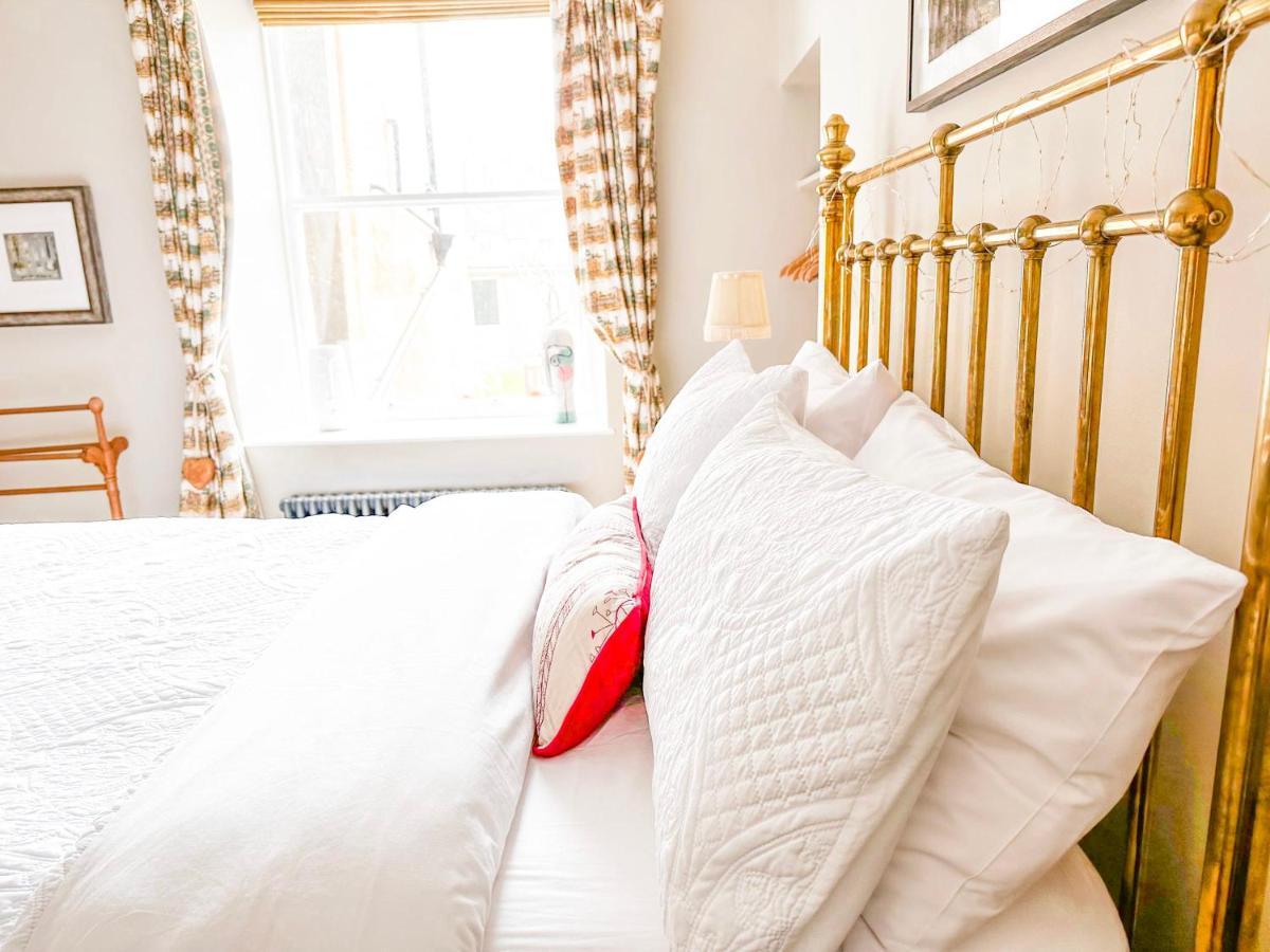Unique 2 Bed In The Heart Of Bath With Parking Apartment Ngoại thất bức ảnh