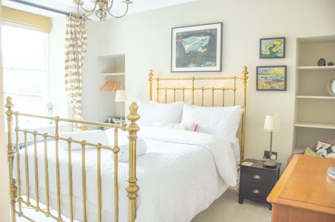 Unique 2 Bed In The Heart Of Bath With Parking Apartment Ngoại thất bức ảnh